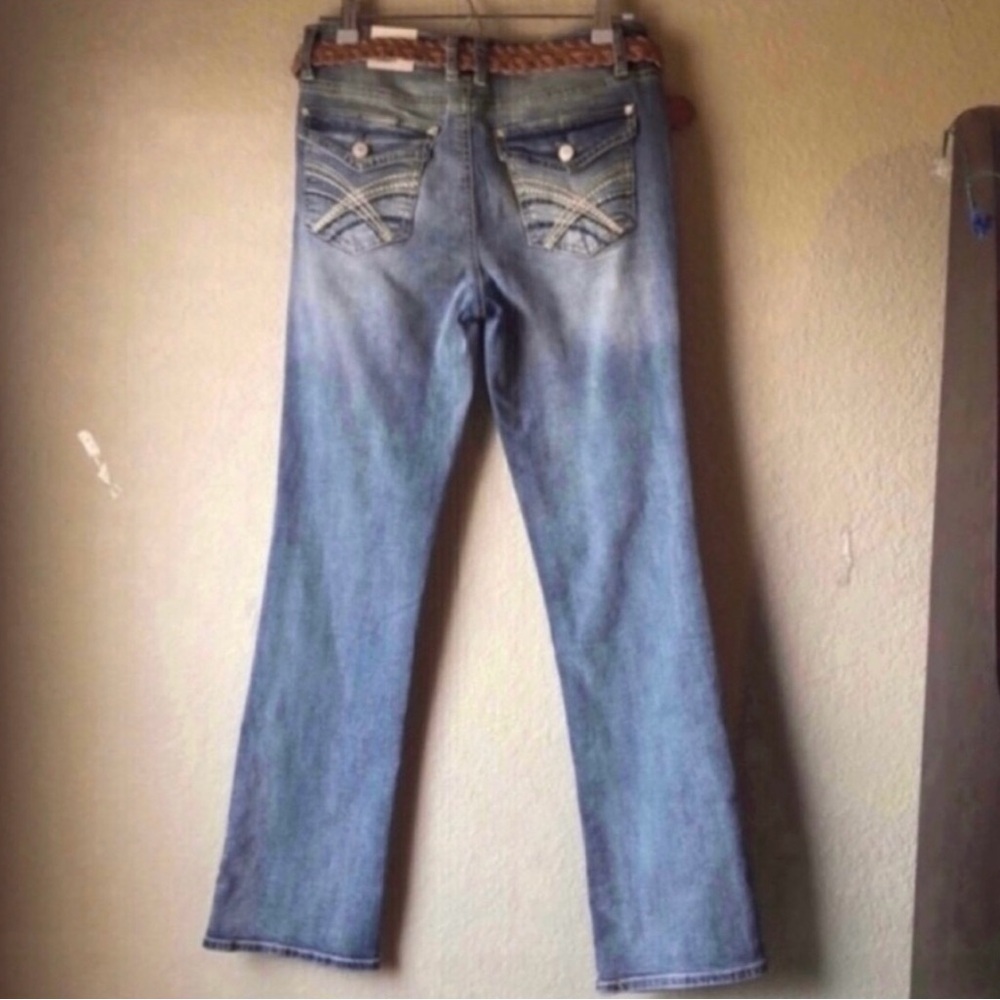 New Wallflower Jeans Women’s Bootcut Denim Blue Jeans & Belt Juniors 7/28 Reg - Picture 4 of 15
